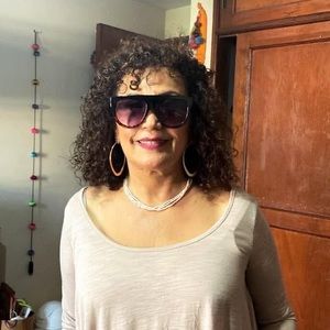 Meet your Posher, Maria jesus